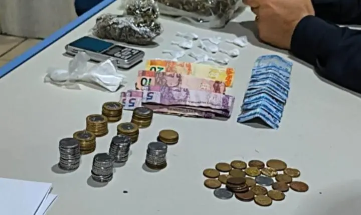 Jovem é presa por suspeita de tráfico de drogas no residencial Orgulho do Madeira em Porto Velho