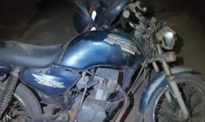 Motociclista e passageira ficam feridos depois de acidente causado por cachorro em RO