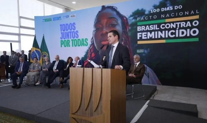 Motta destaca aprovação de 73 propostas pela Câmara no enfrentamento ao feminicídio