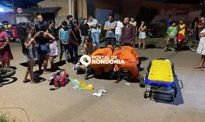 Mulher fica gravemente ferida em acidente entre carro e moto na zona leste