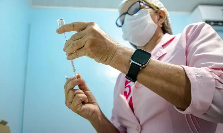 Multivacinação segue nas unidades de saúde com foco na atualização da caderneta