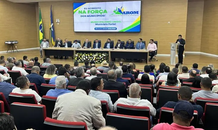 Nova diretoria da Arom toma posse e recebe apoio do deputado Jean Oliveira para o triênio 2026/2029