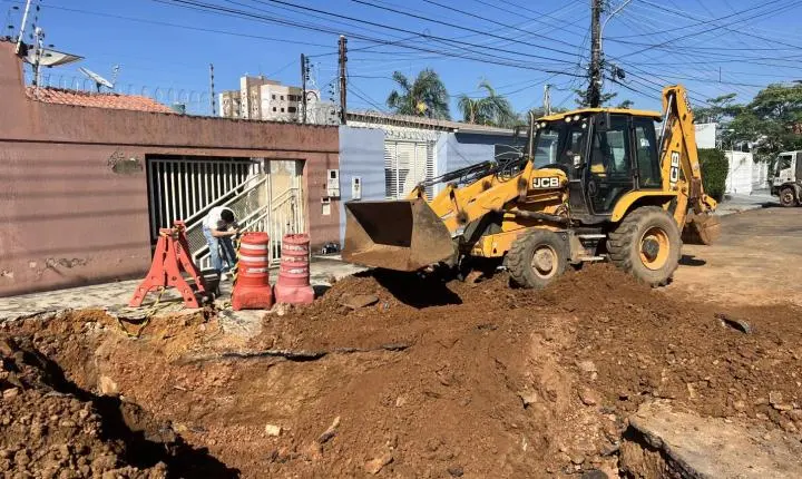 Obra de drenagem na Rua Ametista vai ampliar capacidade de escoamento e reduzir alagamentos