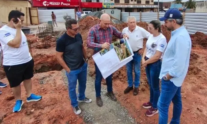 Obra do centro comercial de Pimenta Bueno avança com investimento de Ezequiel Neiva