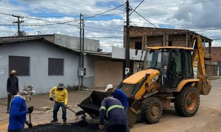 Pedido de Edimilson Dourado é atendido com operação tapa-buraco na Zona Sul de Porto Velho