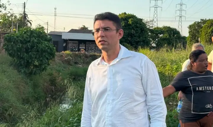 Pedro Geovar cobra providências para limpeza de córrego na Zona Leste de Porto Velho