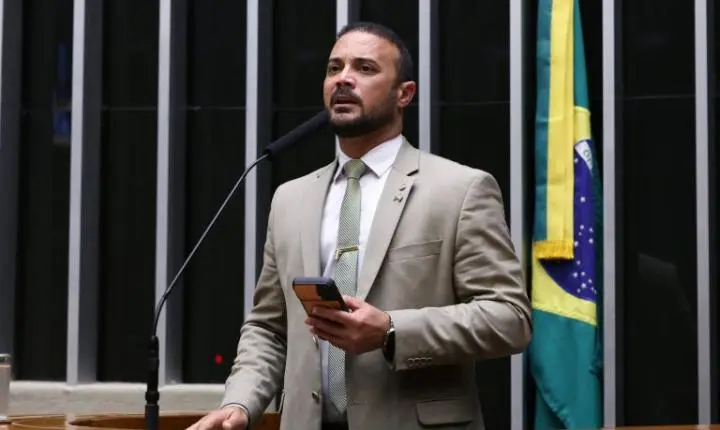 Projeto torna crime o uso de animais no tráfico de drogas
