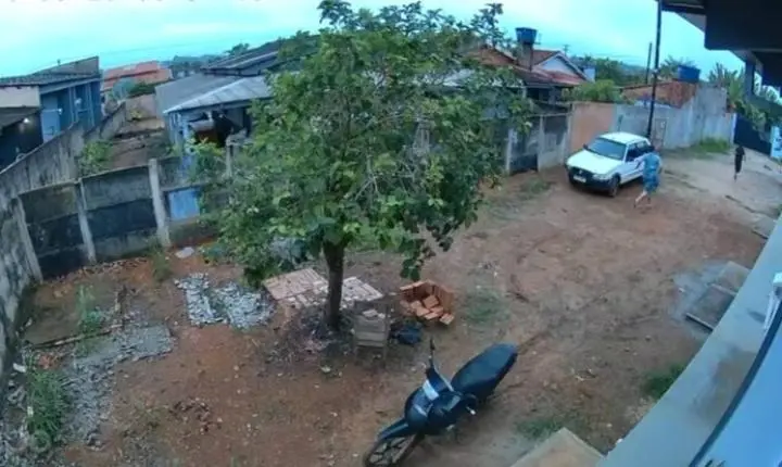 Quatro criminosos de alta periculosidade fogem de delegacia em Extrema