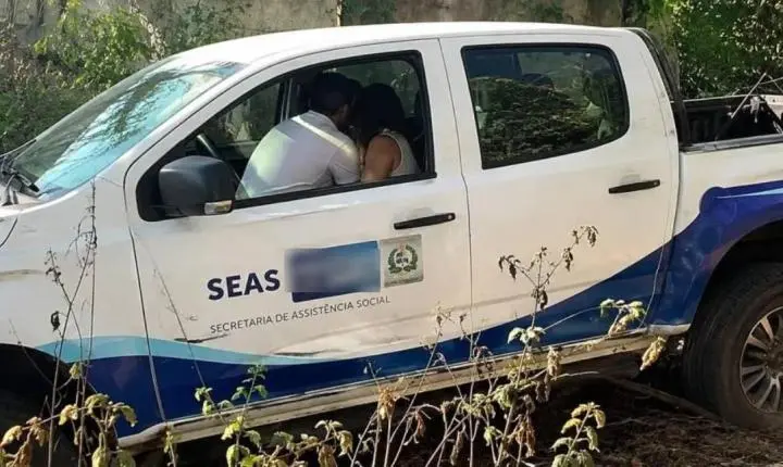 Servidores de Rondônia são encontrados em situação íntima dentro de veículo oficial
