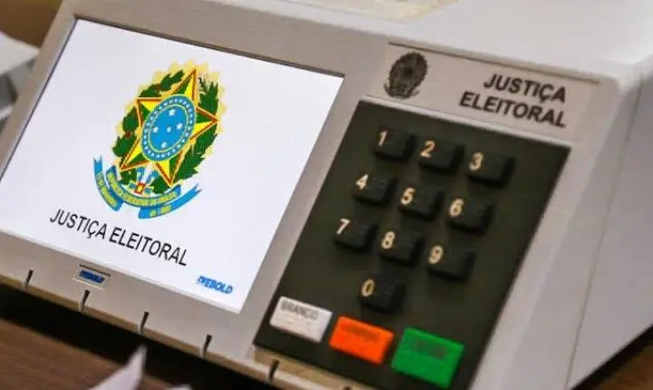 Servidores públicos efetivos e comissionados que pretendem disputar cargos eletivos em Rondônia devem se afastar das funções até 4 de julho