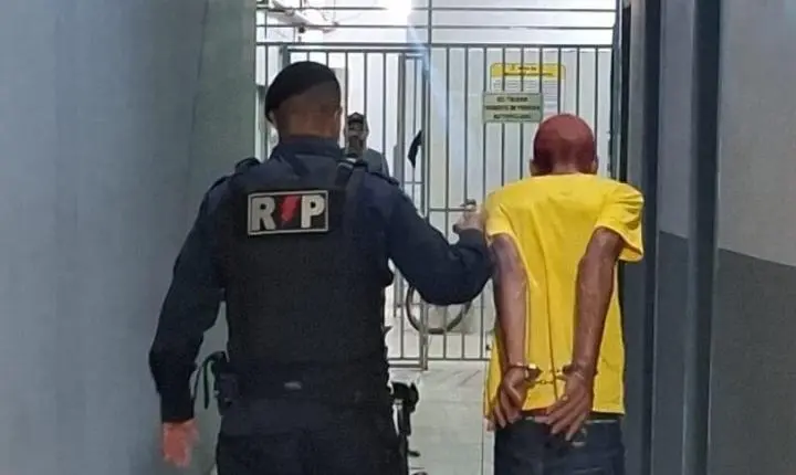Suspeito armado com faca invade restaurante e rouba celular em Porto Velho