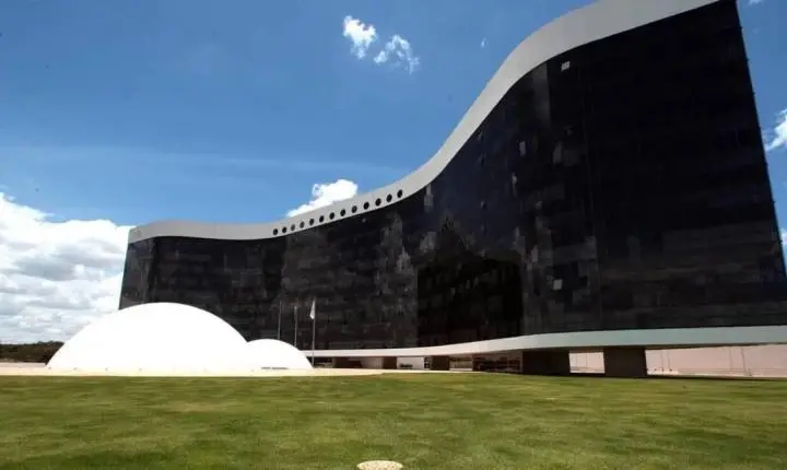 TSE conclui preparativos e avança com urnas eletrônicas para o primeiro turno das eleições