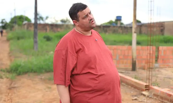 Vereador Thiago Tezzari apoia valorização dos servidores com voto favorável a pacote de projetos